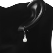 Mother of Pearl Drop Silver Earrings, e404